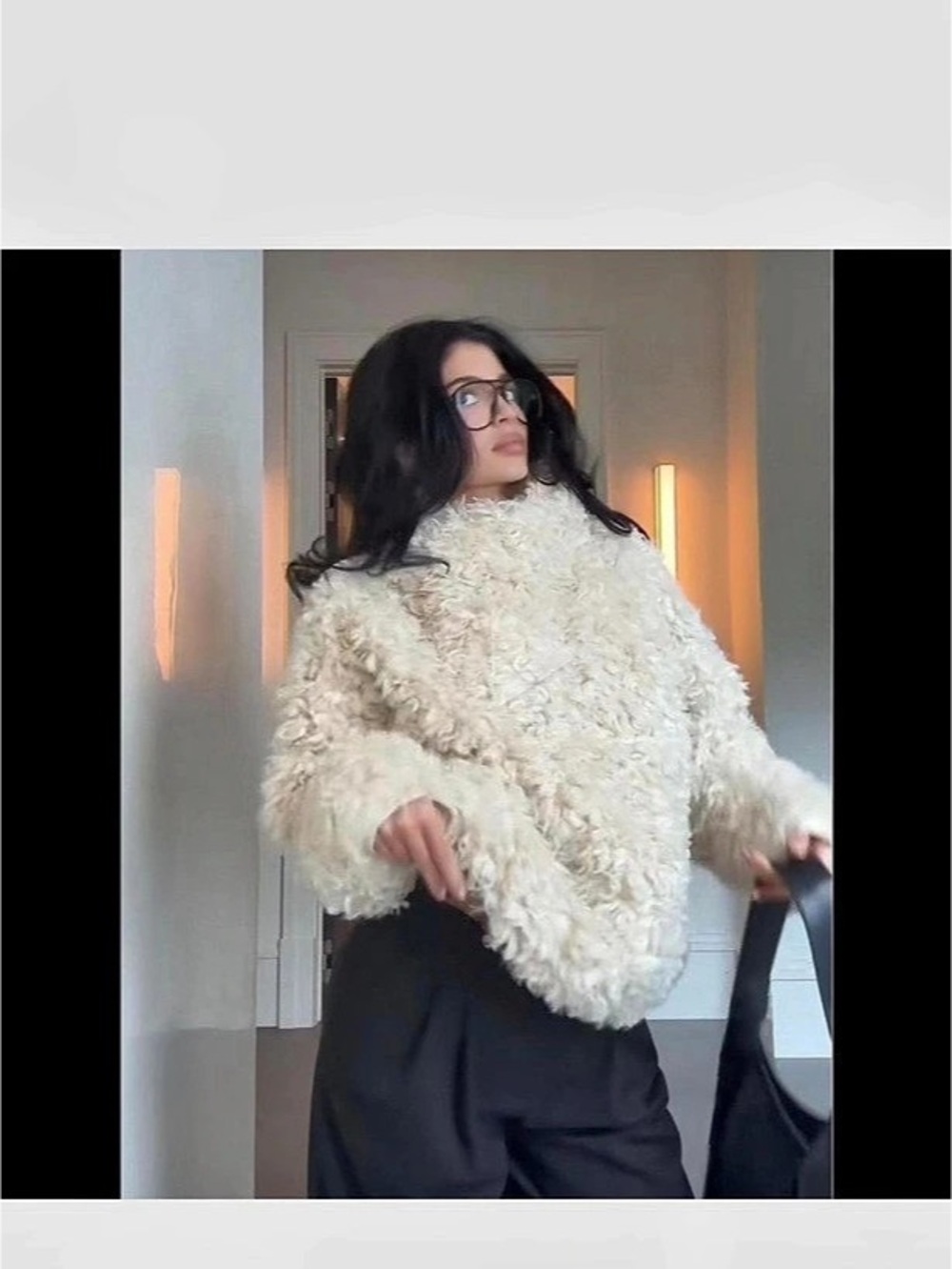 KHY Signature Faux Fur Sherpa  Cream Pullover M - Picture 3 of 3